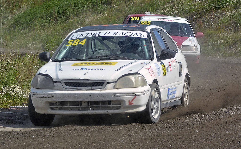 Mathilde Lindrup pønser på DM-guldet i den serienære 1,6 liters-klasse i Rally Cross